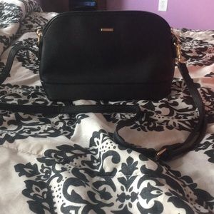 Black pocket book w/strap